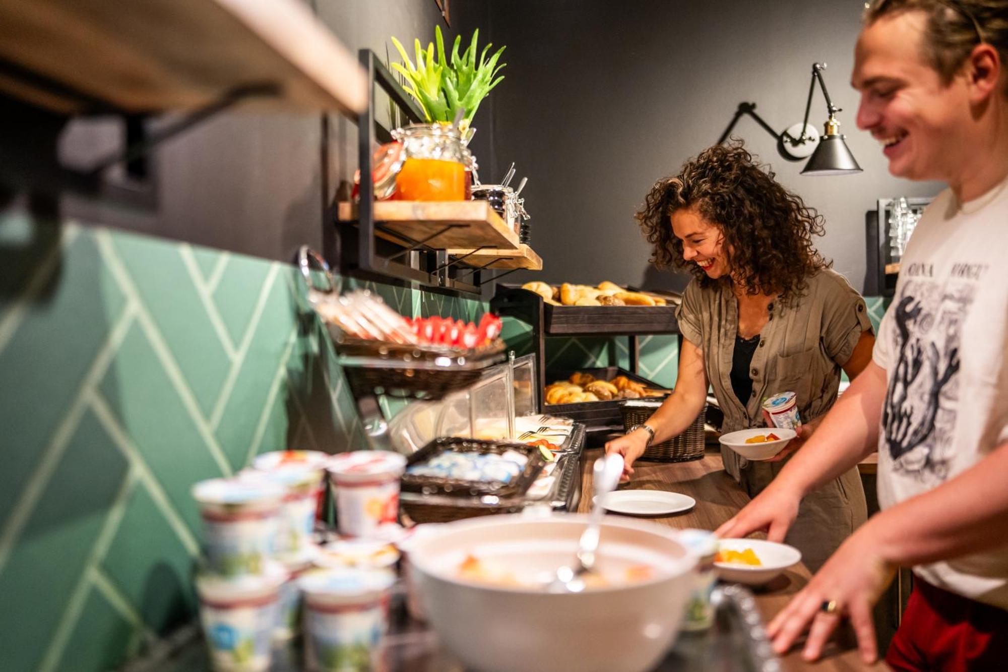 Bud Gett Hostels Groninga Exterior foto
